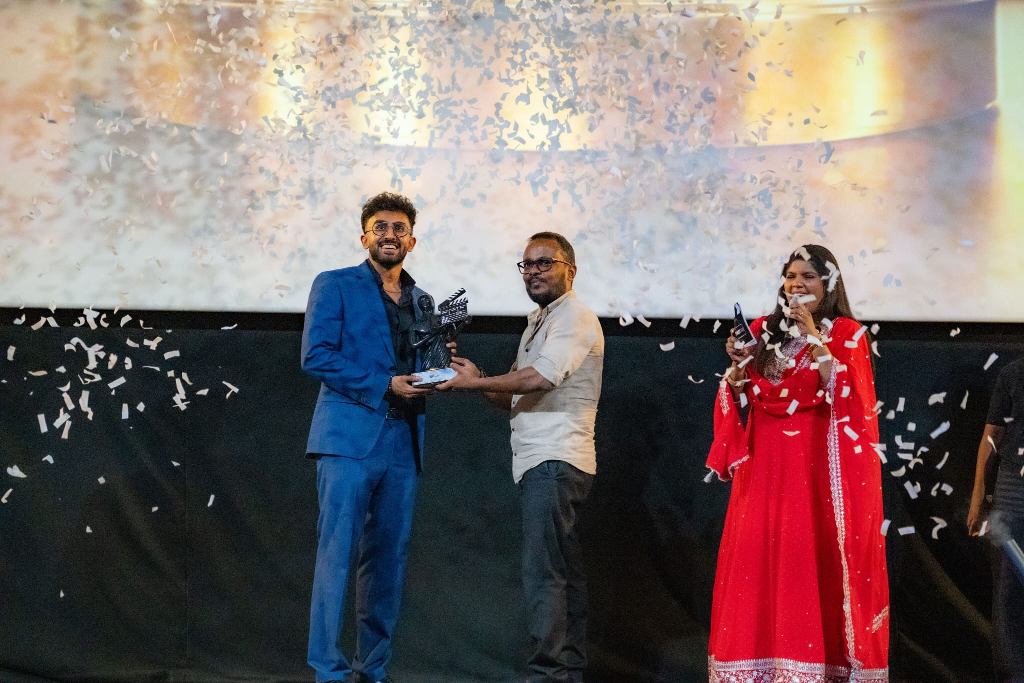 Prasshanna Selvarajah bei der Award-Verleihung – Best Storytelling für den Film Arjun